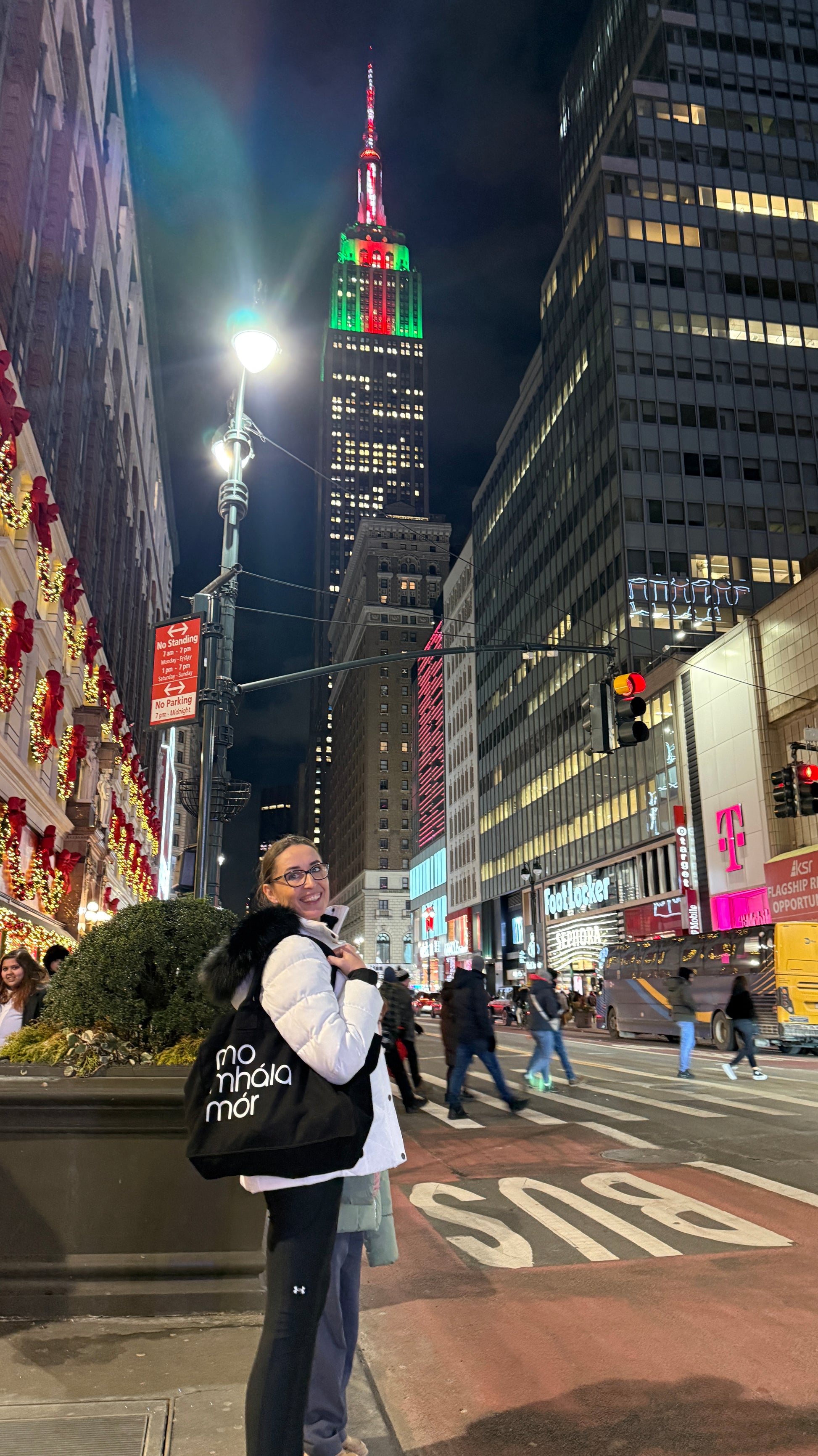 MOMHALAMOR_EMPIRESTATE